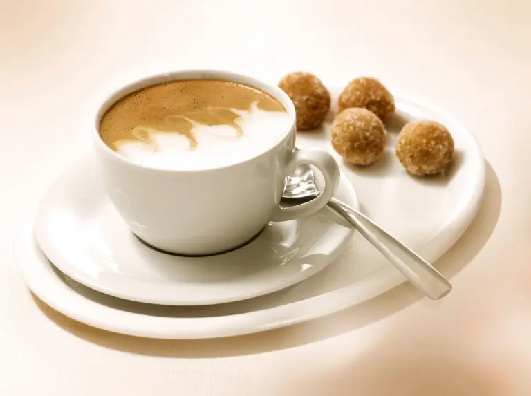 Flat white obyčajné