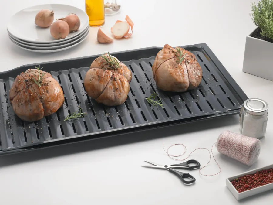 Miele Originálny univerzálny plech Miele – detail