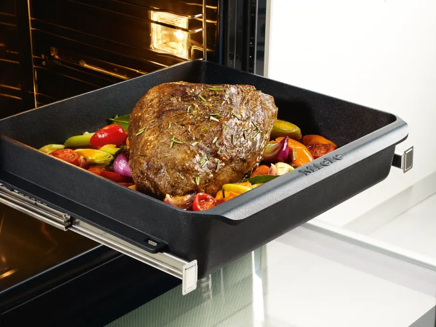 Miele Gourmet-pekáč je vhodný na induk. ohrev v interiéri