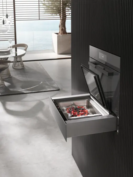 Miele EVS 7010 Obsidiánová čierna v interiéri