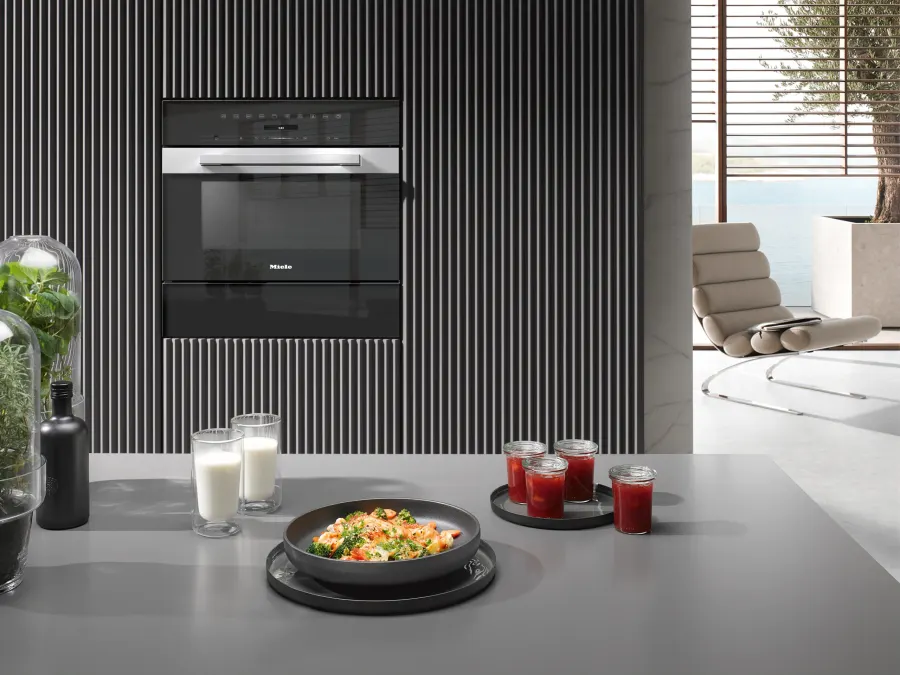 Miele M 7244 TC Nerezová oceľ/čistá oceľ – detail