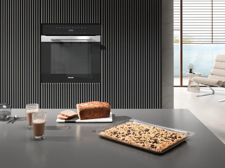 Miele H 7464 BP Obsidiánová čierna v interiéri