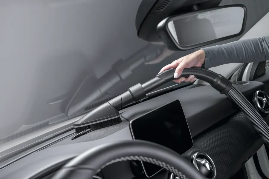 Miele Flexibilne nastaviteľná univerzálna kefa s prírodnými štetinami – detail – foto 6