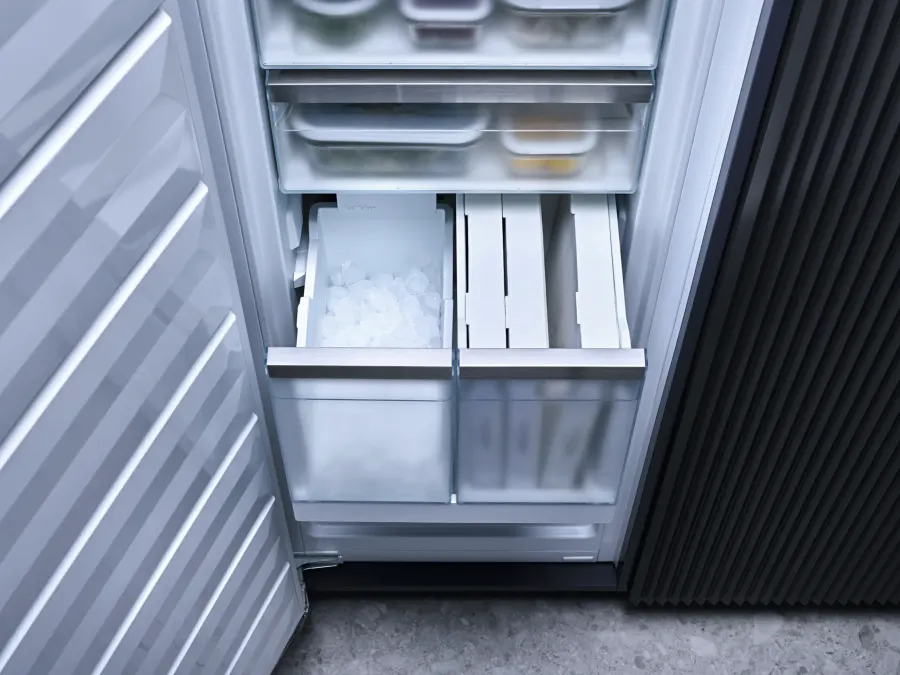 Miele FNS 7794 D L – detail