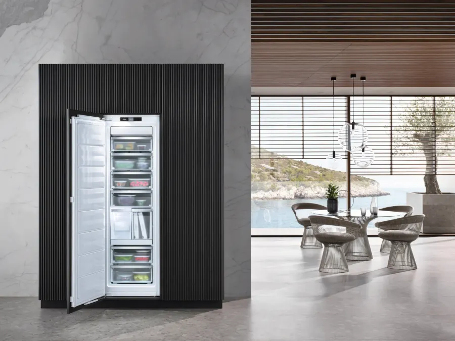 Miele FNS 7774 D v interiéri