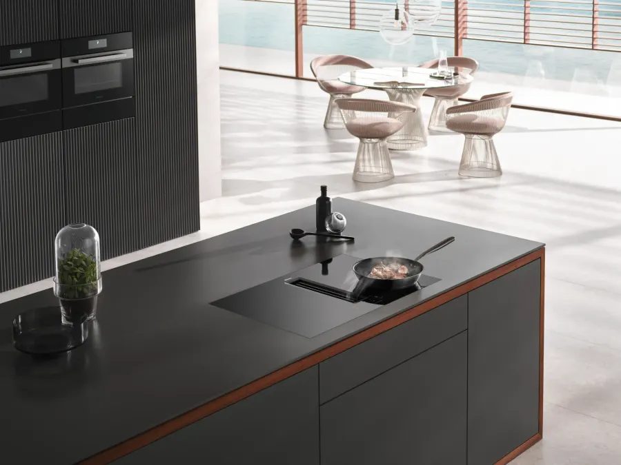 Miele KMDA 7272 FL-U Silence v interiéri Miele KMDA 7272 FL-U Silence v interiéri