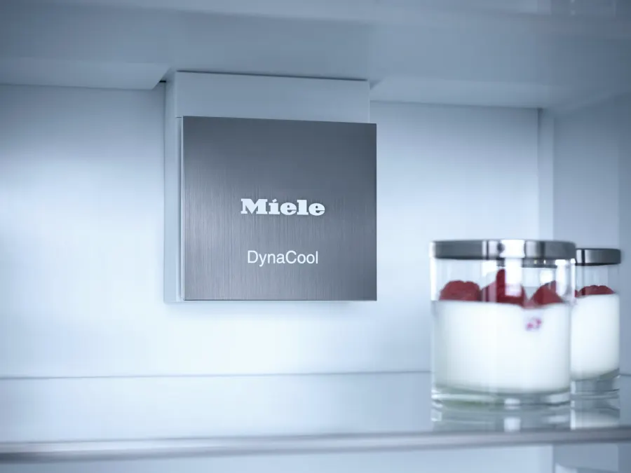 Miele KFN 7734 C – detail Miele KFN 7734 C – detail