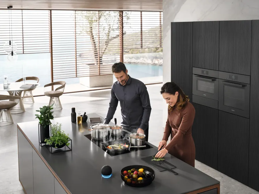 Miele KMDA 7272 FL-U Silence – detail Miele KMDA 7272 FL-U Silence – detail