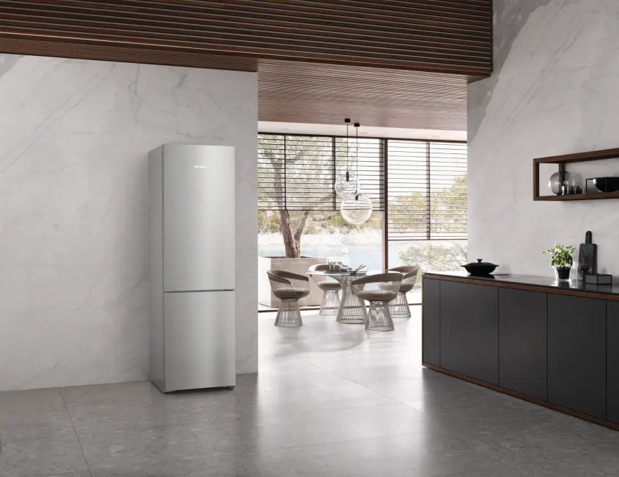 Miele KFN 4395 BD Nerezový vzhľad v interiéri