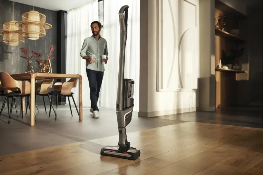 Miele Triflex HX2 Pro Infinity sivá PF v interiéri – foto 7