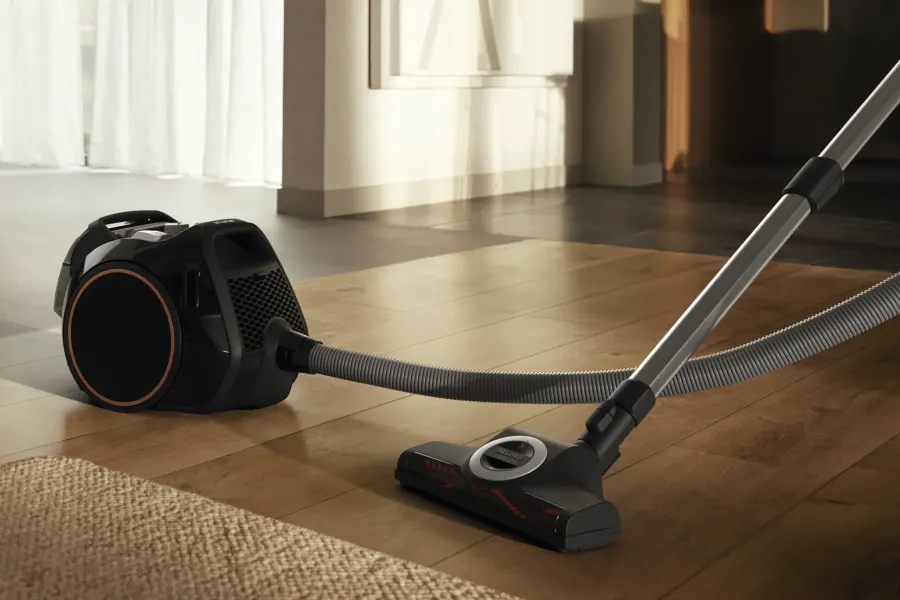 Miele Boost CX1 Cat & Dog PowerLine Obsidiánová čierna v interiéri