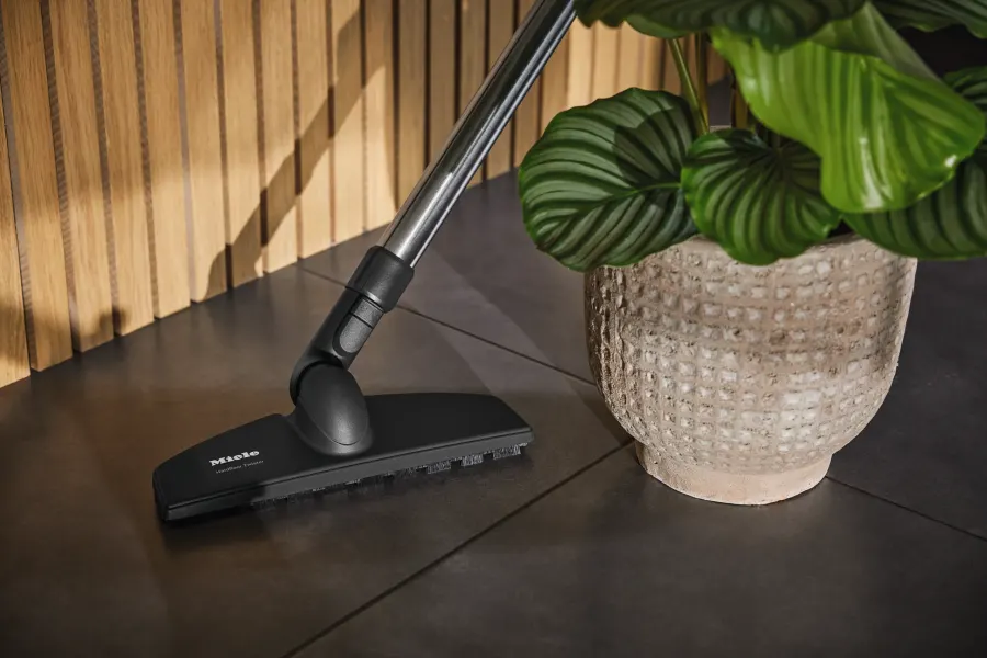 Miele Kefa na tvrdé podlahy Hardfloor Twister v interiéri