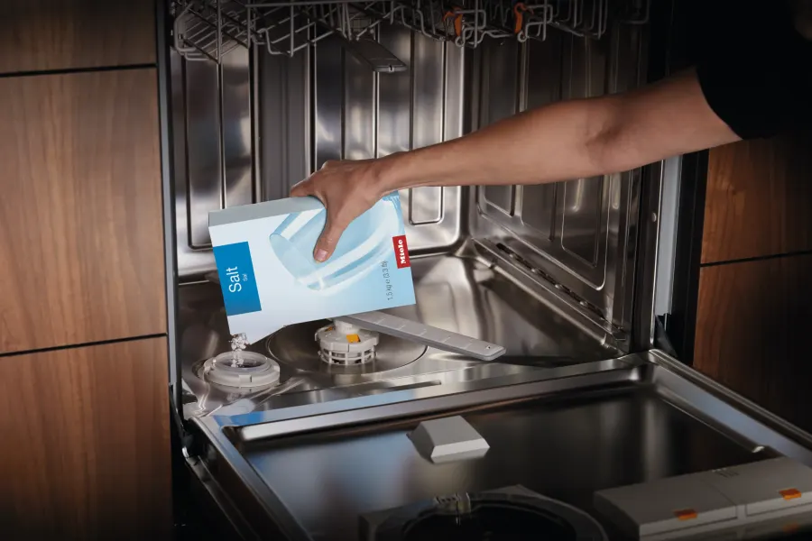 Miele Regeneračná soľ do umýv. riadu, 1,5 kg – detail Miele Regeneračná soľ do umýv. riadu, 1,5 kg – detail
