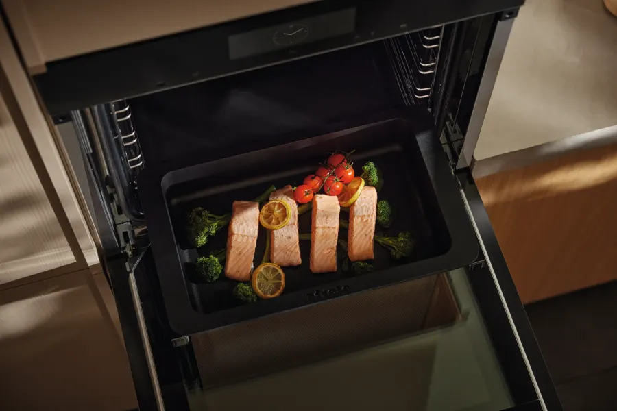 Miele Gourmet-pekáč je vhodný na induk. ohrev v interiéri – foto 5