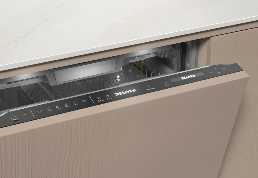Miele G 7783 SCVi AutoDos K2O FF Obsidiánová čierna – ovládací panel