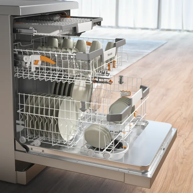 Miele G 7040 SC Front AutoDos Predná časť CleanSteel – detail