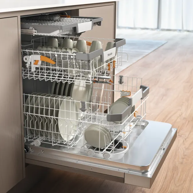 Miele G 7040 SCi AutoDos Nerezová oceľ/CleanSteel – detail