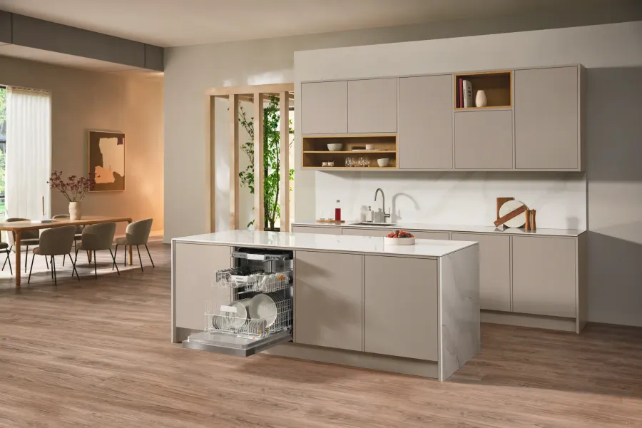 Miele G 5817 SCi XXL Active Plus Nerezová oceľ/CleanSteel v interiéri