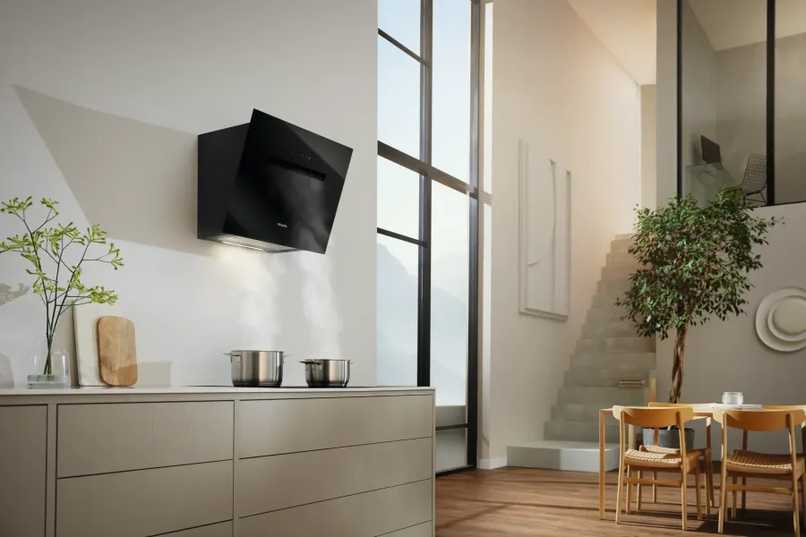 Miele DAH 1650 Active Obsidiánová čierna v interiéri Miele DAH 1650 Active Obsidiánová čierna v interiéri