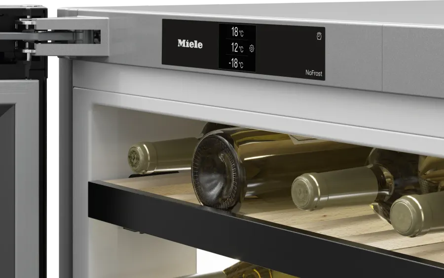 Miele KWNS 4784 DE Nerezová oceľ/CleanSteel – ovládací panel