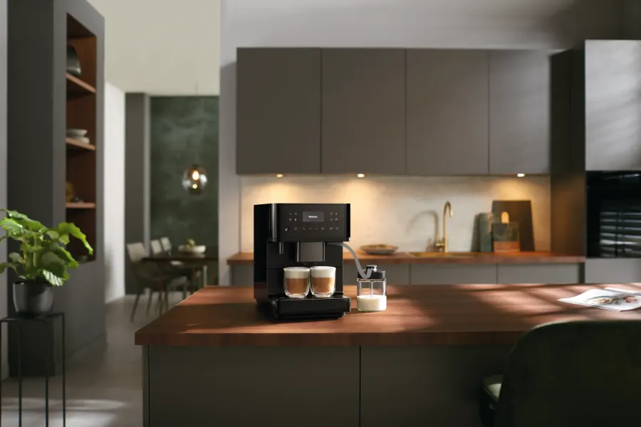 Miele CM 6360 Obsidiánová čierna, matná v interiéri – foto 6 Miele CM 6360 Obsidiánová čierna, matná v interiéri – foto 6