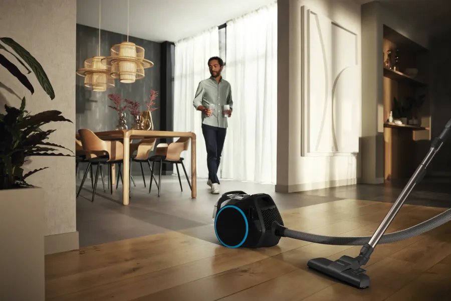 Miele Boost CX1 Blue Pulse Obsidiánová čierna v interiéri – foto 6