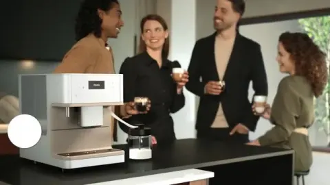 Miele CM 6360 MilkPerfection Lotosová biela CM – video – foto 5
