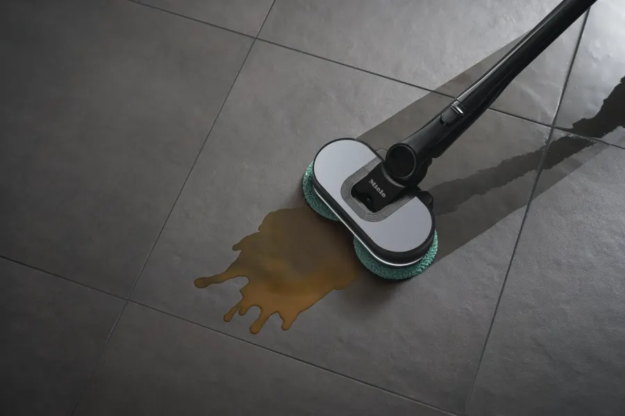 Miele Triflex HX3 Aqua Obsidiánová čierna – detail Miele Triflex HX3 Aqua Obsidiánová čierna – detail