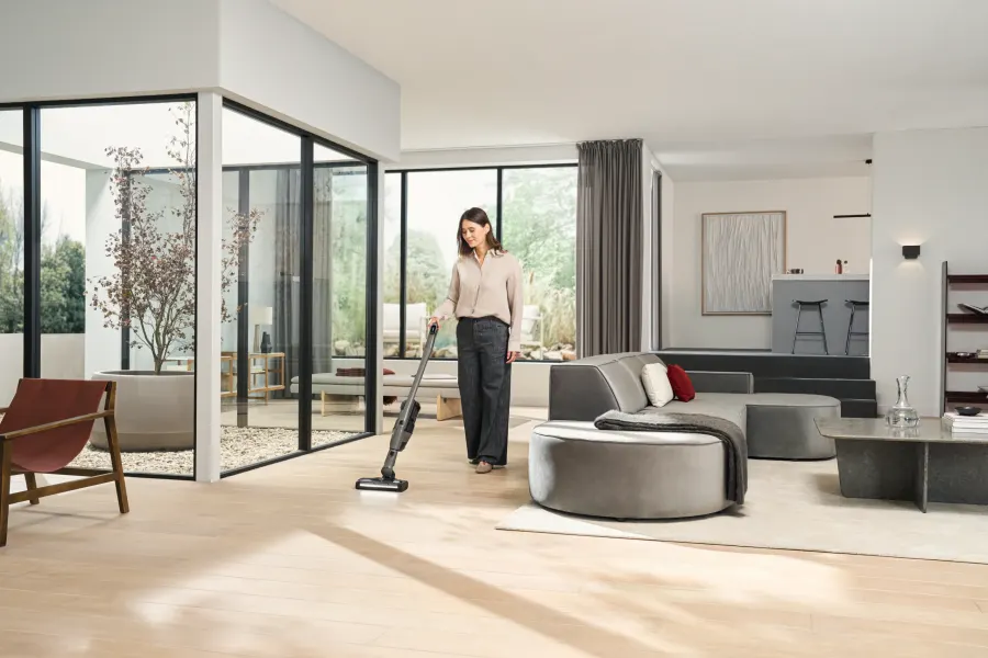Miele Triflex HX3 Hardfloor Casa sivá v interiéri – foto 5